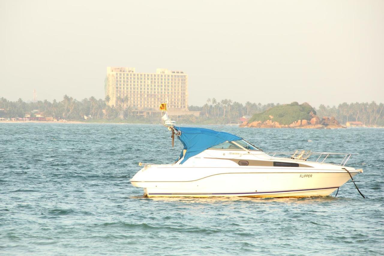 Moonlit Bay Weligama Apartment Bagian luar foto